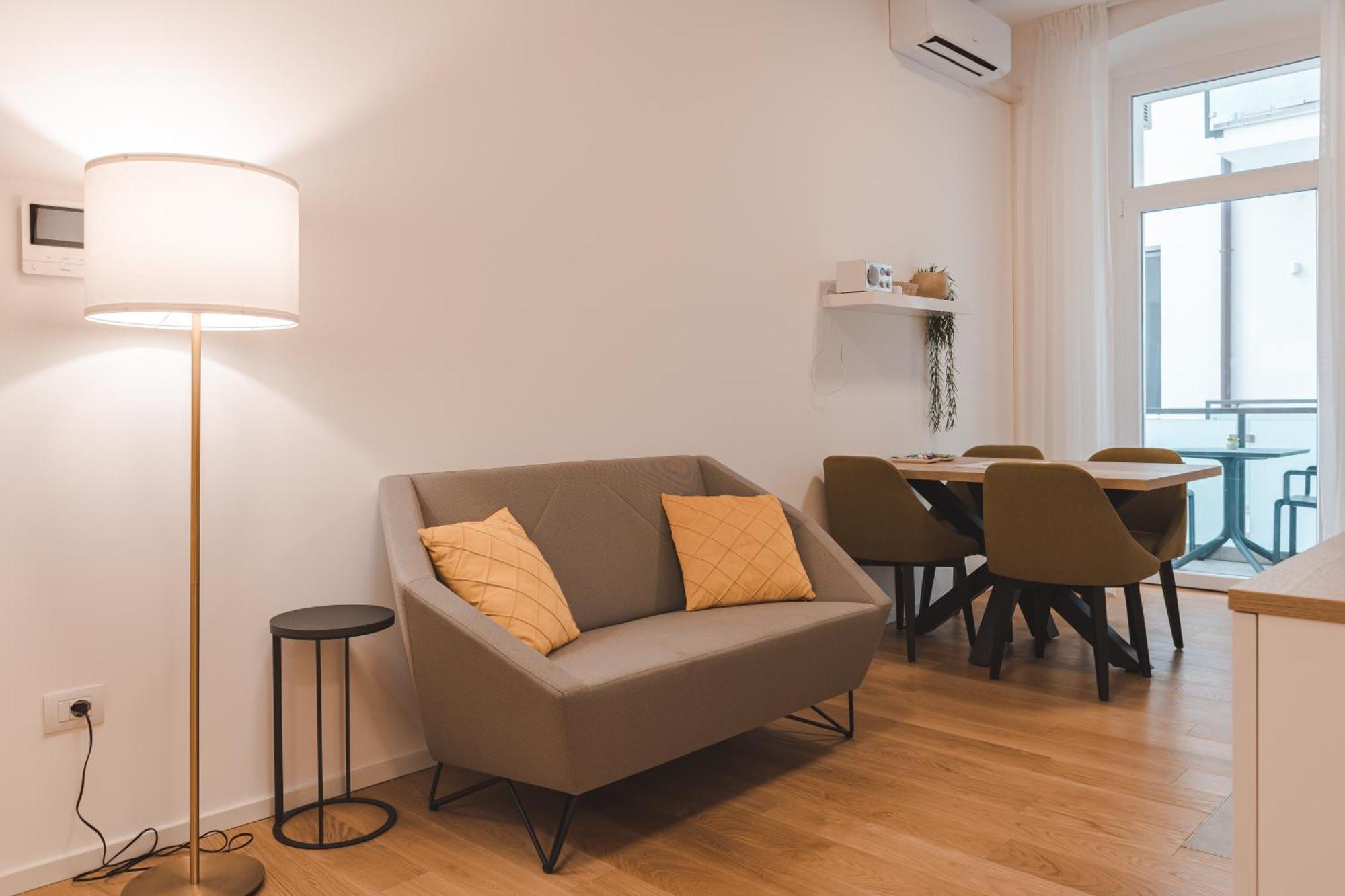 Apartment Stylish In The Center Of - Station - Wifi-netflix